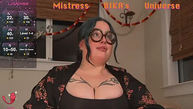 Snapshot of MissBika chatting on February 2025 05:34:02 AM MissBika online show from February 2025 05:34:02 AM