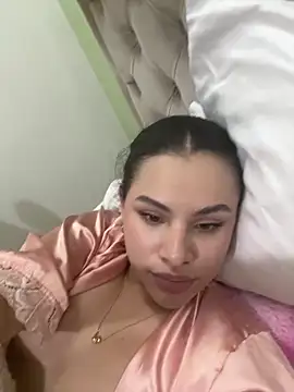 Snapshot of Luciluu20 chatting on January 2025 03:39:02 AM Luciluu20 online show from January 2025 03:39:02 AM