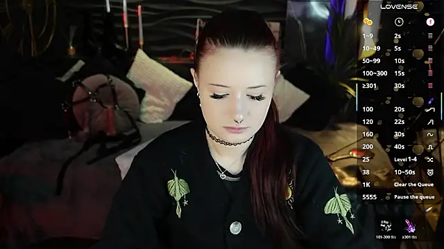 Lily Moonlight online show from March 2026 07:36:02 AM