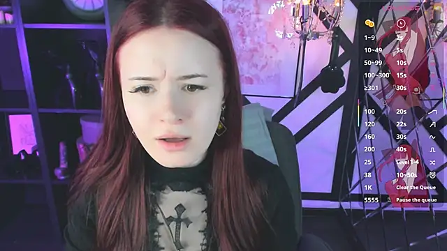 Lily Moonlight online show from May 2026 02:44:02 PM
