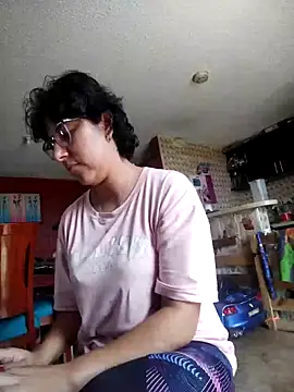 Im Alma  online show from December 2024 04:42:01 PM