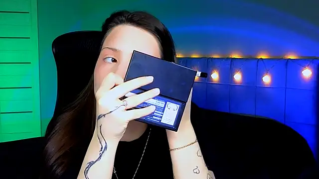 Snapshot of Stacy_Gonzales_ chatting on December 2024 06:21:01 AM Stacy Gonzales online show from December 2024 06:21:01 AM