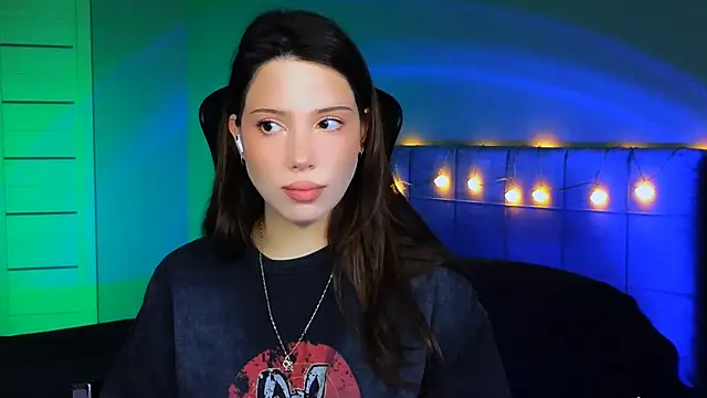 Snapshot of Stacy_Gonzales_ chatting on December 2024 06:10:02 AM Stacy Gonzales online show from December 2024 06:10:02 AM