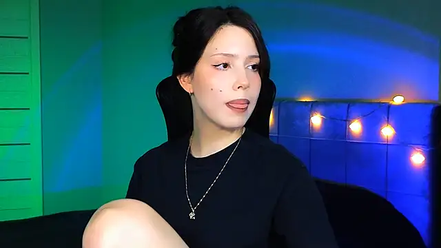 Snapshot of Stacy_Gonzales_ chatting on February 2025 09:21:02 AM Stacy Gonzales online show from February 2025 09:21:02 AM