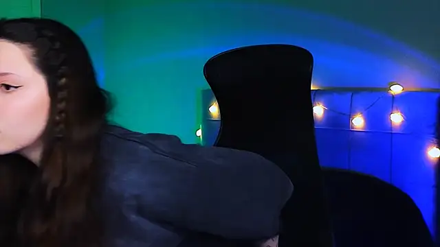 Snapshot of Stacy_Gonzales_ chatting on February 2025 06:23:01 AM Stacy Gonzales online show from February 2025 06:23:01 AM