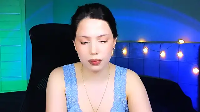 Snapshot of Stacy_Gonzales_ chatting on March 2025 08:34:01 AM Stacy Gonzales online show from March 2025 08:34:01 AM