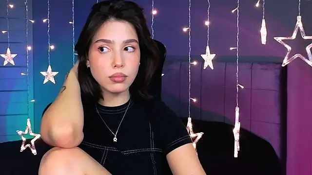 Snapshot of Stacy_Gonzales_ chatting on October 2025 12:25:01 PM Stacy Gonzales online show from October 2025 12:25:01 PM