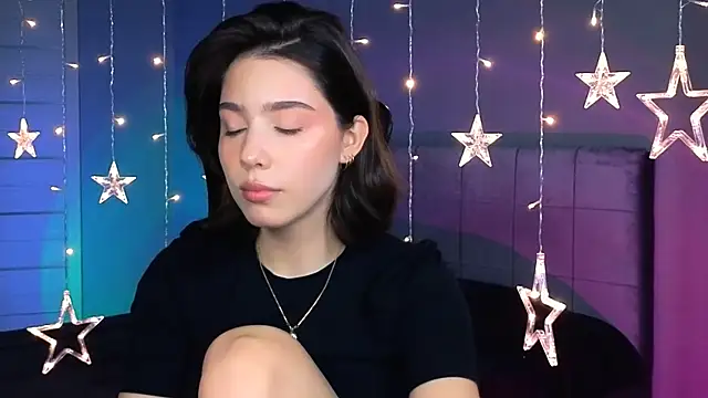 Snapshot of Stacy_Gonzales_ chatting on October 2025 08:35:01 AM Stacy Gonzales online show from October 2025 08:35:01 AM