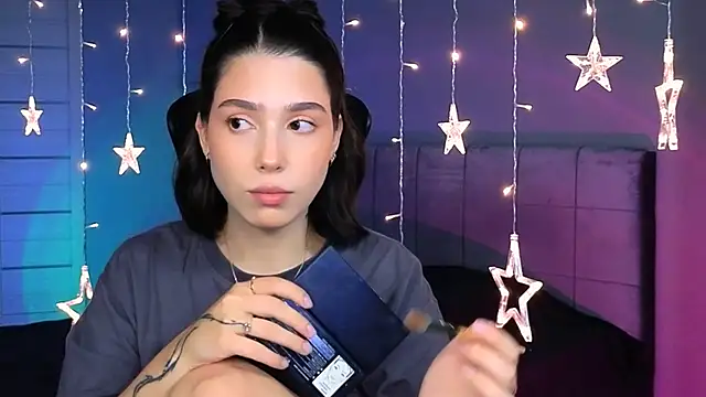 Snapshot of Stacy_Gonzales_ chatting on October 2025 10:15:01 AM Stacy Gonzales online show from October 2025 10:15:01 AM