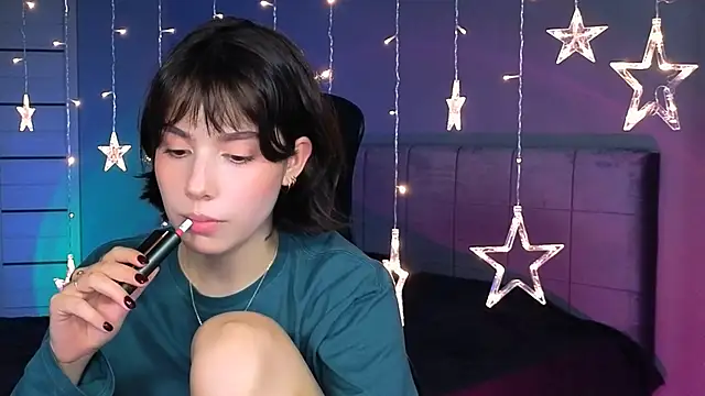 Snapshot of Stacy_Gonzales_ chatting on October 2025 11:58:01 AM Stacy Gonzales online show from October 2025 11:58:01 AM