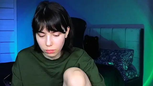 Stacy Gonzales  online show from March 2026 07:01:01 AM