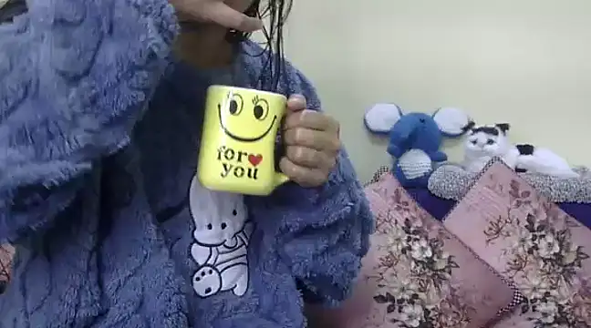 WildRuhi20 online show from January 2025 04:44:02 AM