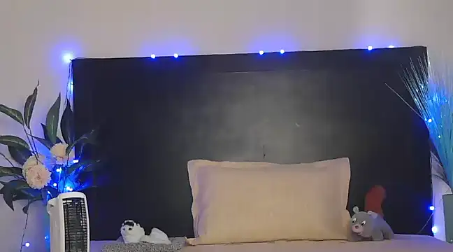 WildRuhi20 online show from February 2025 06:40:01 AM