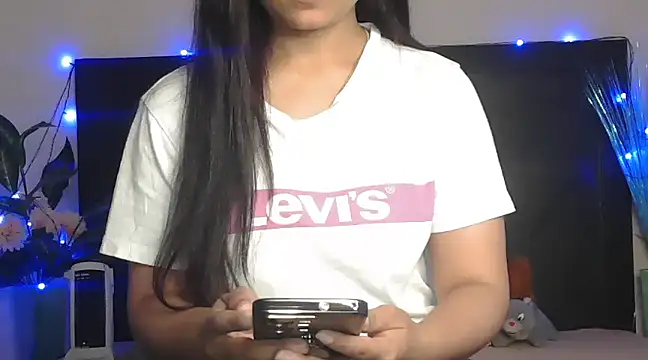 WildRuhi20 online show from February 2025 04:46:02 AM