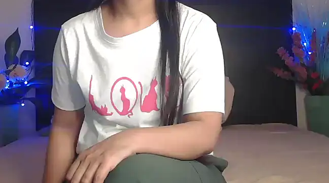 WildRuhi20 online show from March 2025 08:06:01 AM