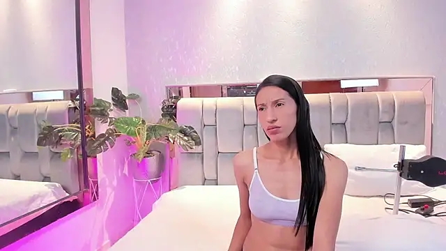 Snapshot of RoseTaylor__ chatting on November 2025 04:38:01 AM RoseTaylor online show from November 2025 04:38:01 AM