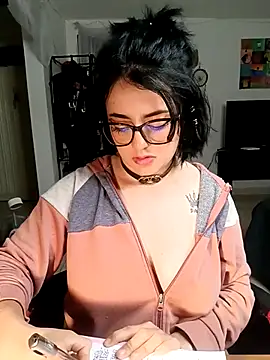 Lin-cute online show from March 2025 08:35:01 AM