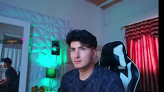 santyago taylor online show from January 2025 05:56:01 PM