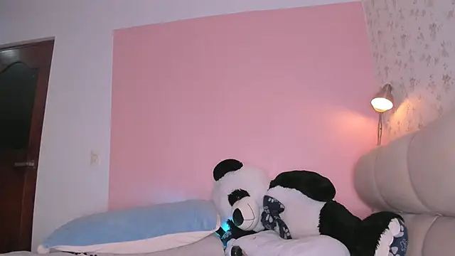 Snapshot of kitty_miaa chatting on January 2025 11:53:02 PM kitty miaa online show from January 2025 11:53:02 PM