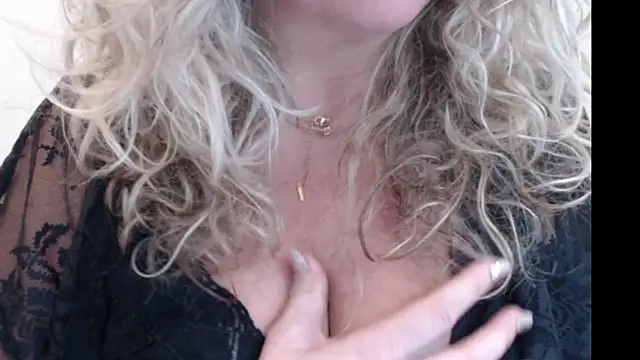 JenniLowen online show from January 2025 08:08:01 AM