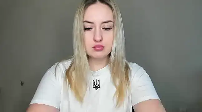 Snapshot of KennaJamess8 chatting on February 2025 12:59:01 PM KennaJamess8 online show from February 2025 12:59:01 PM