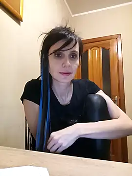 Francenia lolis online show from November 2025 07:27:01 PM