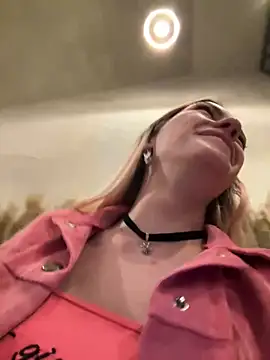 Snapshot of -Sexy_Barbie- chatting on February 2025 07:04:02 AM -Sexy Barbie- online show from February 2025 07:04:02 AM