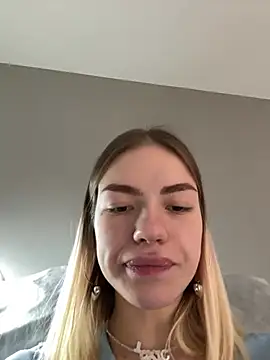 Snapshot of -Sexy_Barbie- chatting on February 2025 06:40:01 AM -Sexy Barbie- online show from February 2025 06:40:01 AM