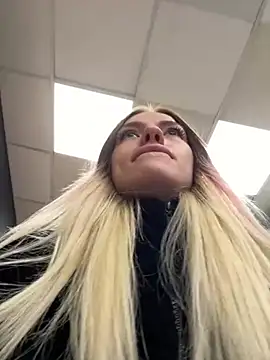 Snapshot of -Sexy_Barbie- chatting on March 2025 08:26:01 AM -Sexy Barbie- online show from March 2025 08:26:01 AM