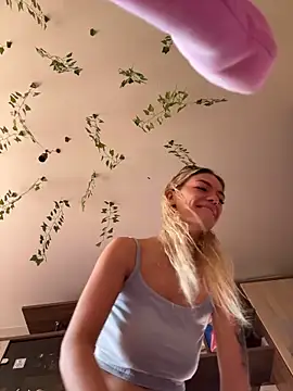 Snapshot of -Sexy_Barbie- chatting on October 2025 02:58:02 AM -Sexy Barbie- online show from October 2025 02:58:02 AM