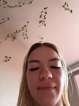 Snapshot of -Sexy_Barbie- chatting on October 2025 02:37:02 AM -Sexy Barbie- online show from October 2025 02:37:02 AM