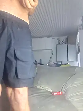 Snapshot of NICJOHNS chatting on December 2024 03:47:02 AM NICJOHNS online show from December 2024 03:47:02 AM