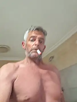 Snapshot of NICJOHNS chatting on December 2024 10:05:02 AM NICJOHNS online show from December 2024 10:05:02 AM