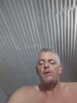 Snapshot of NICJOHNS chatting on February 2026 12:11:01 AM NICJOHNS online show from February 2026 12:11:01 AM