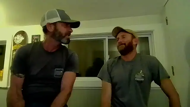 Snapshot of Forest_Smith chatting on February 2026 08:18:01 AM Forest Smith online show from February 2026 08:18:01 AM