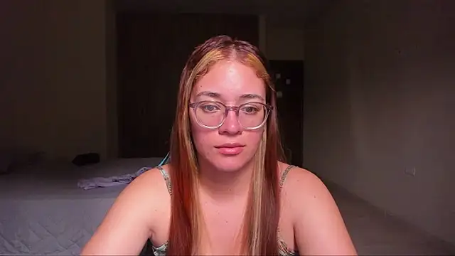 atenas 05  online show from February 2025 07:03:02 PM