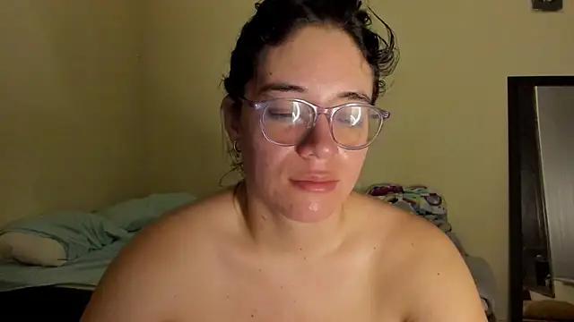 Snapshot of atenas_05_ chatting on July 2026 09:24:01 AM atenas 05 online show from July 2026 09:24:01 AM