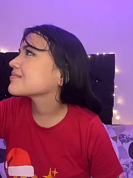 Snapshot of alisson_carolina73 chatting on December 2024 10:53:01 PM alisson carolina73 online show from December 2024 10:53:01 PM