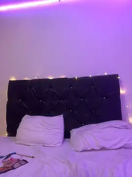 Snapshot of alisson_carolina73 chatting on December 2024 11:17:02 PM alisson carolina73 online show from December 2024 11:17:02 PM