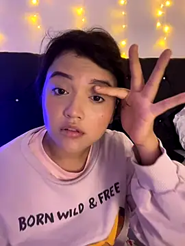 Snapshot of alisson_carolina73 chatting on November 2025 10:42:01 PM alisson carolina73 online show from November 2025 10:42:01 PM