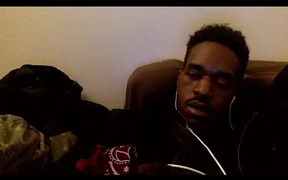 Snapshot of POPAYE972 chatting on November 2025 09:57:02 PM POPAYE972 online show from November 2025 09:57:02 PM