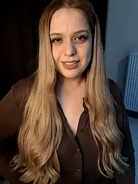 cansuozell online show from October 2025 05:45:01 PM