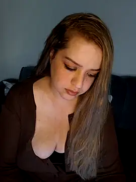 cansuozell online show from October 2025 05:12:02 PM