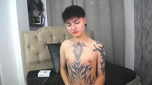 CataFox  online show from January 2025 12:53:01 PM