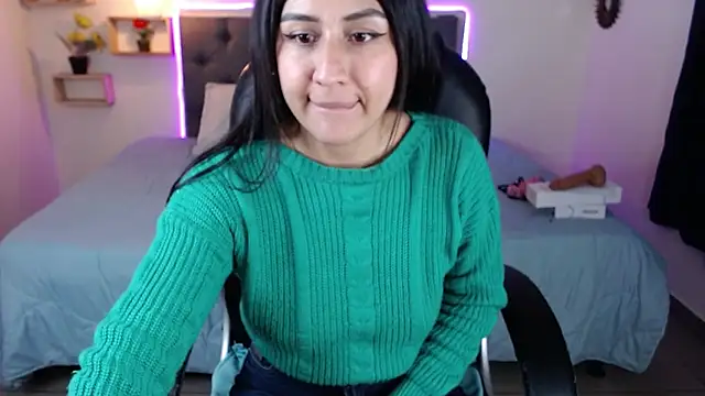 mia aira online show from February 2025 08:25:01 PM