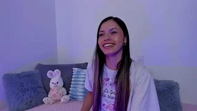 Snapshot of Brisa_blue chatting on November 2025 04:38:02 PM Brisa blue online show from November 2025 04:38:02 PM