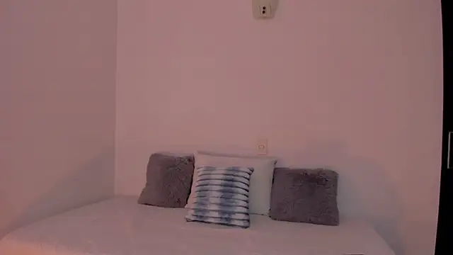 Snapshot of Brisa_blue chatting on November 2025 09:39:01 PM Brisa blue online show from November 2025 09:39:01 PM