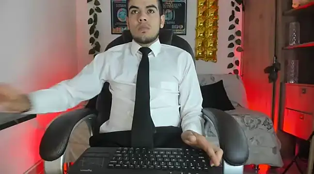 mikee scooth online show from January 2025 11:12:02 AM