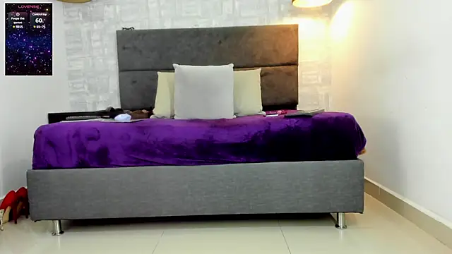 missnatash online show from January 2025 10:49:02 PM