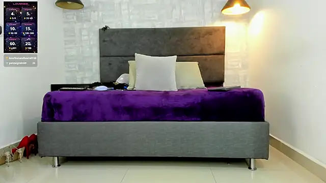 missnatash online show from February 2025 04:36:01 PM